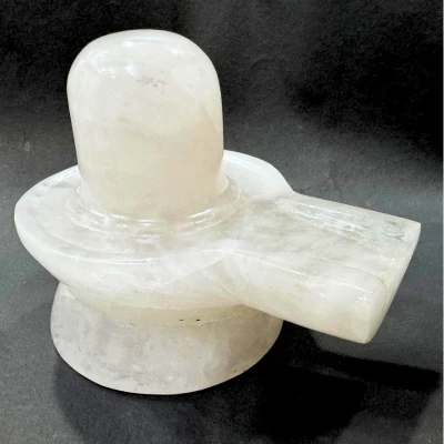 Himalayan Sphatik Shivling - (1.358 Kgs)