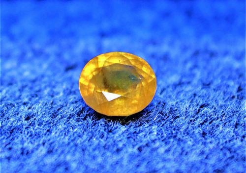 Natural Yellow Sapphire (Pukhraj- 11.15 cts)