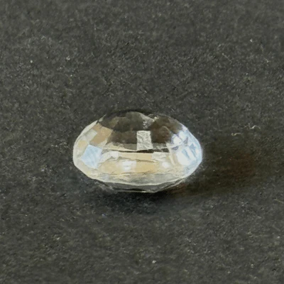 White Topaz (Safed Pukhraj) - 4.70 cts - Image 2