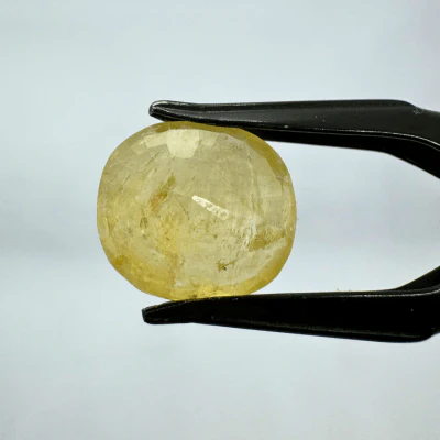 Yellow Sapphire (Pukhraj- 7.40 cts) - Ceylonese - Image 2