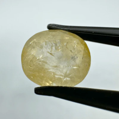 Yellow Sapphire (Pukhraj- 8.30 cts) - Ceylonese
